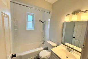 1379 Adams Rd, Cincinnati, OH 45231 - Photo 11