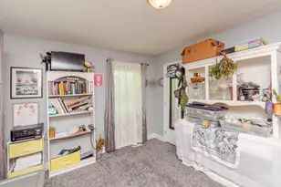 446 Woodside Dr, Twin Township, OH 45381 - Photo 21
