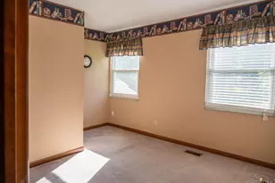 1424 Finch Ln, Miami Township, OH 45150 - Photo 47