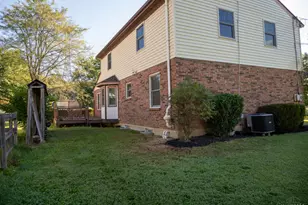 1424 Finch Ln, Miami Township, OH 45150 - Photo 13
