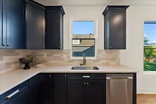1570 St Leger Pl, Cincinnati, OH 45207 - Photo 17