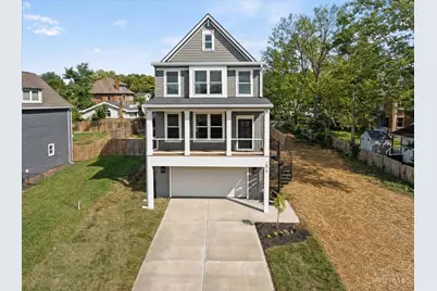 1570 St Leger Place, Cincinnati, OH 45207 - Photo 1
