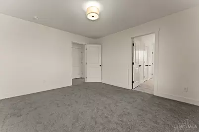 1570 St Leger Place, Cincinnati, OH 45207 - Photo 41