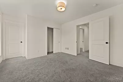1570 St Leger Place, Cincinnati, OH 45207 - Photo 37