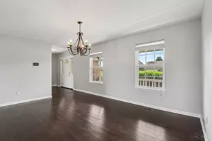 4422 Lighthouse Ln, West Chester, OH 45069 - Photo 3