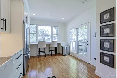 2898 Victoria Avenue, Cincinnati, OH 45208 - Photo 15