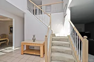 8575 Charleston Valley Dr, Deerfield Township, OH 45040 - Photo 5