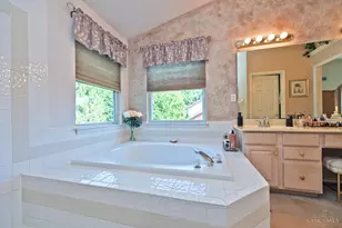 8575 Charleston Valley Dr, Deerfield Township, OH 45040 - Photo 33