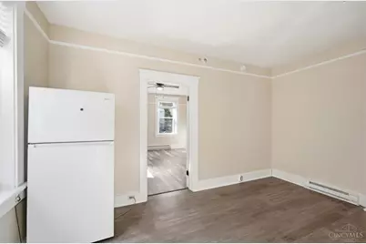 2156 W Clifton Avenue, Cincinnati, OH 45219 - Photo 7