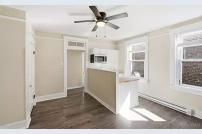 2156 W Clifton Avenue, Cincinnati, OH 45219 - Photo 5