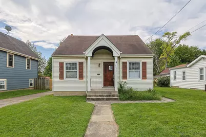 7611 Seward Avenue, Cincinnati, OH 45231 - Photo 1