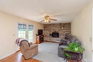 3370 Scheying Rd, Twin Township, OH 45338 - Photo 7