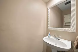 2763 Bentley Ct, Anderson Township, OH 45244 - Photo 35