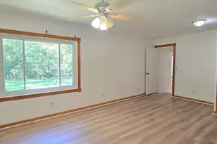 1542 Reeder Rd, Vernon Township, OH 45107 - Photo 11