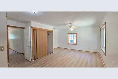 1542 Reeder Road, Vernon Township, OH 45107 - Photo 13