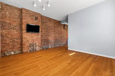 561 Milton Street #O, Cincinnati, OH 45202 - Photo 5