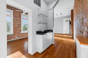 561 Milton St, Cincinnati, OH 45202 - Photo 13