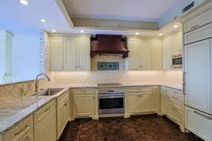 2401 Ingleside Ave, Cincinnati, OH 45206 - Photo 27