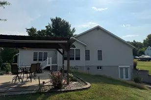 3089 Jenny Lind Rd, Pierce Township, OH 45102 - Photo 5