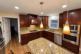 3376 Renaissance Blvd, Middletown, OH 45005 - Photo 9
