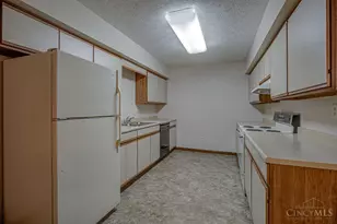 650 Leo Dr, Hamilton, OH 45013 - Photo 7