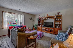650 Leo Dr, Hamilton, OH 45013 - Photo 19