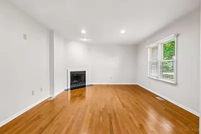 2126 Gilbert Avenue #B, Cincinnati, OH 45206 - Photo 9