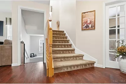 385 Indian Lake Drive, Hamilton Township, OH 45039 - Photo 9