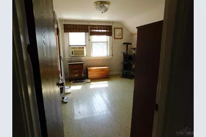 4467 Grove Avenue, Green Township, OH 45211 - Photo 35
