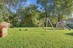 1062 Garnoa Dr, Springfield Township, OH 45231 - Photo 31