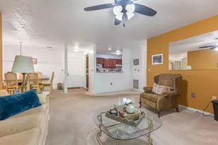 310 Carrington Pl, Loveland, OH 45140 - Photo 5