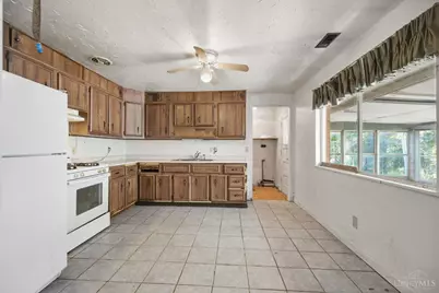 299 Brookforest Drive, Delhi Township, OH 45238 - Photo 15