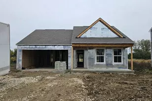 636 Deerhurst Dr, Vandalia, OH 45377 - Photo 1