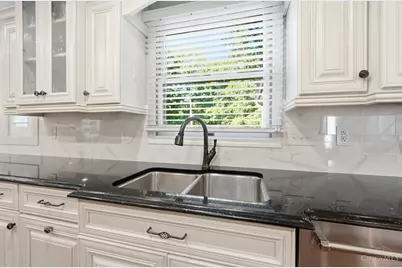 6421 Lewis Clark Trail, Sycamore Township, OH 45241 - Photo 33
