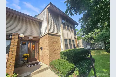 28 Woodcrest Court, Springdale, OH 45246 - Photo 1