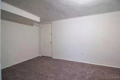 1735 Sutton Avenue, Cincinnati, OH 45230 - Photo 45