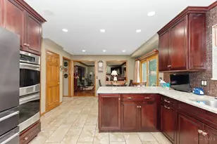 809 Deervalley Dr, Union Township, OH 45245 - Photo 21