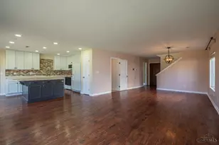 4175 King Bird Ln, Miamisburg, OH 45342 - Photo 7