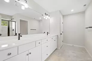 5785 Turning Leaf Way, Hamilton Township, OH 45039 - Photo 21