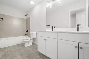 5785 Turning Leaf Way, Hamilton Township, OH 45039 - Photo 25