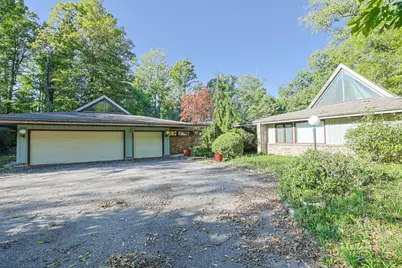 5445 Sherfield Drive, Trotwood, OH 45426 - Photo 3