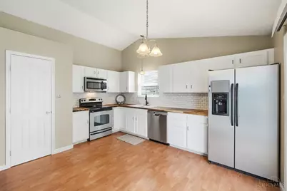 245 Keswick Drive, Monroe, OH 45050 - Photo 7