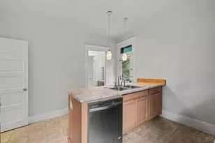 2021 Burnet Ave, Cincinnati, OH 45219 - Photo 9