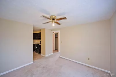 8081 Hetz Drive, Sycamore Township, OH 45242 - Photo 13