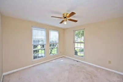 8081 Hetz Drive, Sycamore Township, OH 45242 - Photo 11