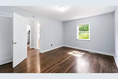 3065 Bracken Woods Lane, Cincinnati, OH 45211 - Photo 19