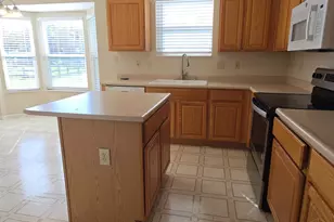 7699 Livingston Dr, Deerfield Township, OH 45040 - Photo 13