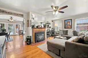19 Crestmont Dr, Reading, OH 45215 - Photo 7