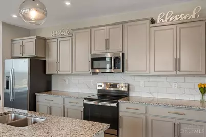 8533 Sweetbay Circle, Cincinnati, OH 45247 - Photo 13