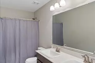 8533 Sweetbay Cir, Colerain Township, OH 45247 - Photo 25